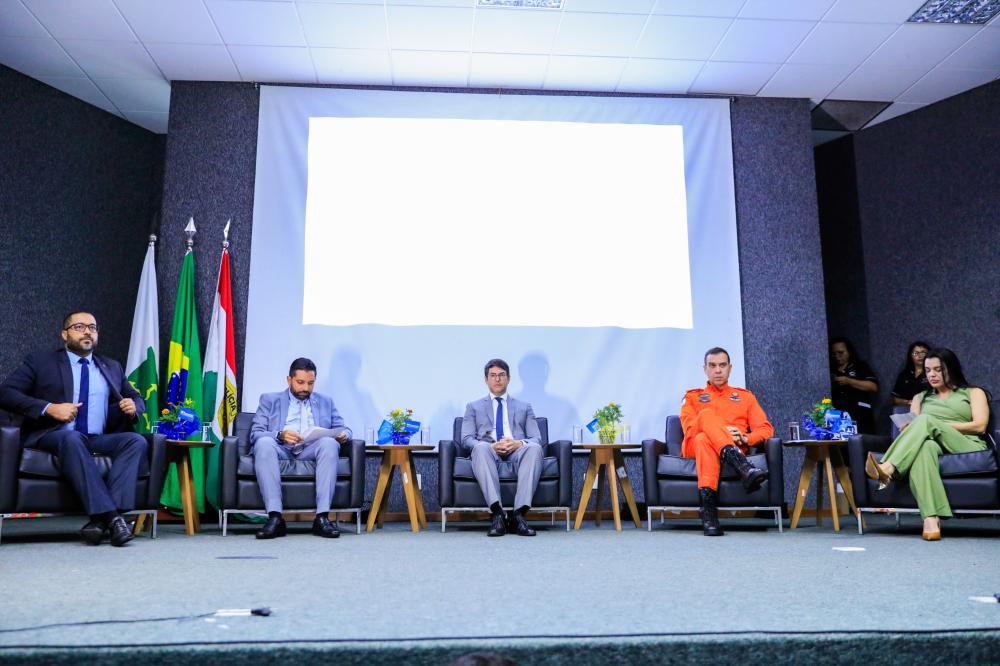 Capa da notícia: GDF premia secretarias e órgãos com selo de qualidade de vida no trabalho